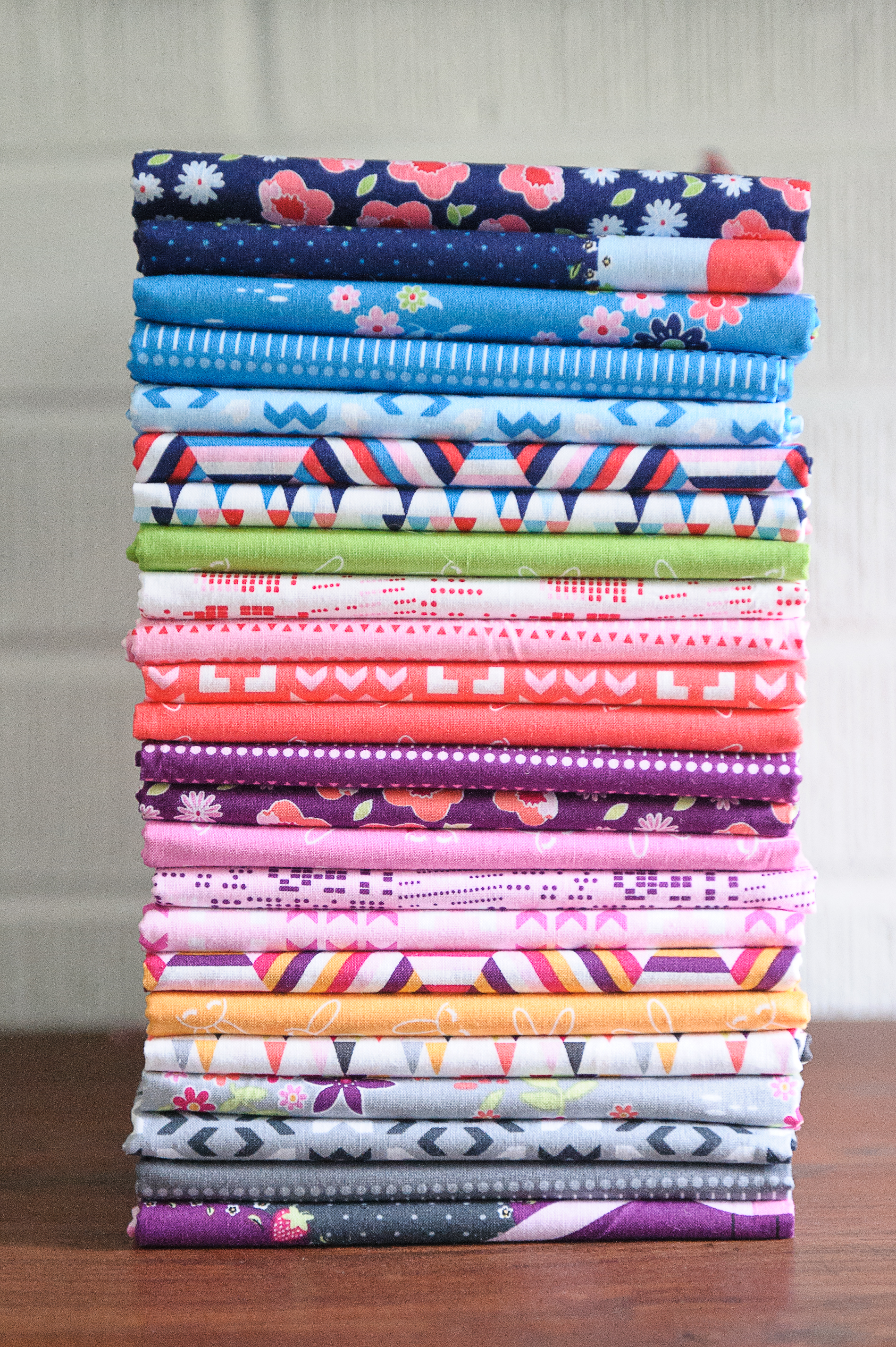 Front Yard Fat Quarter Bundle